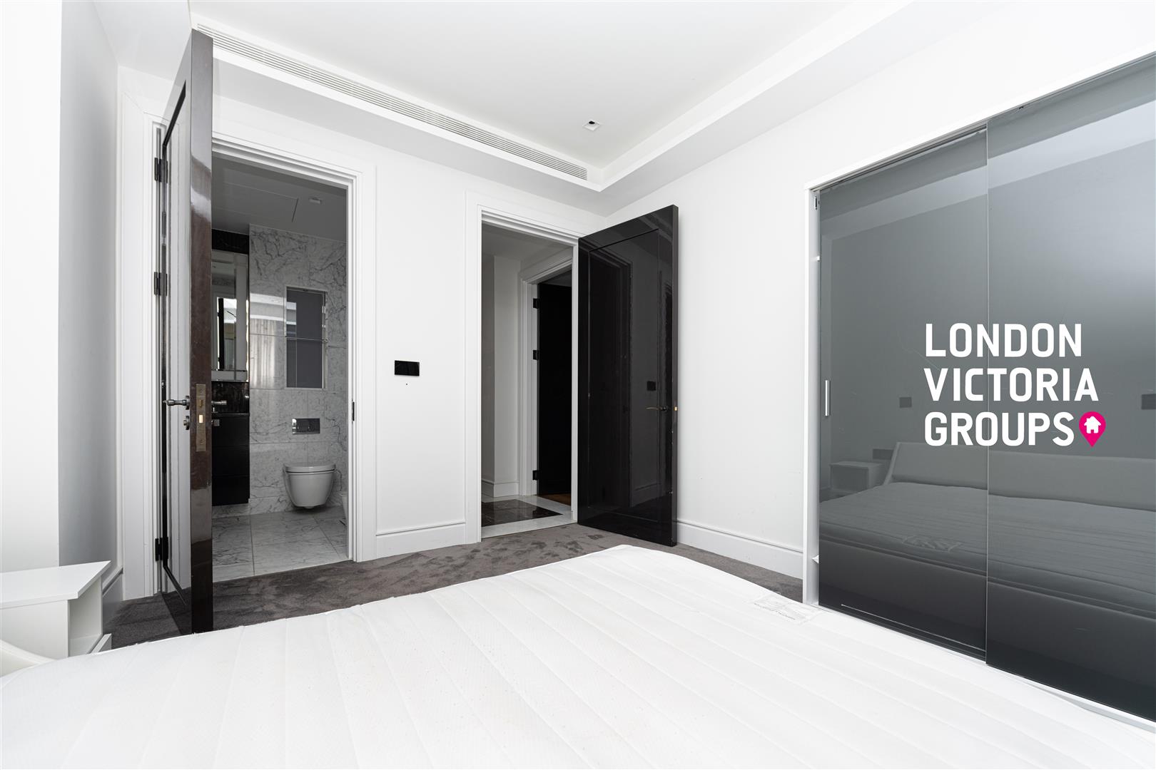 5 Belvedere Road, LONDON
